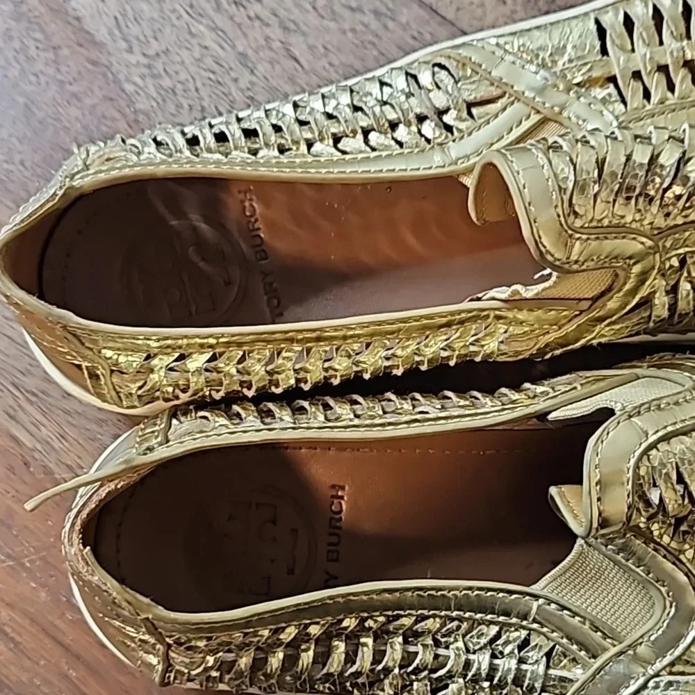 Tory Burch Gold Loafers‎